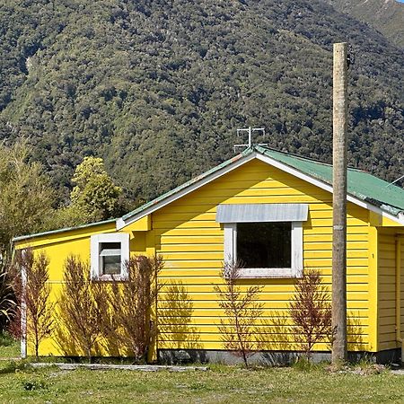 Villa Rustic, Basic Cosy Alpine Hut, In The Middle Of The Mountains à Otira Extérieur photo